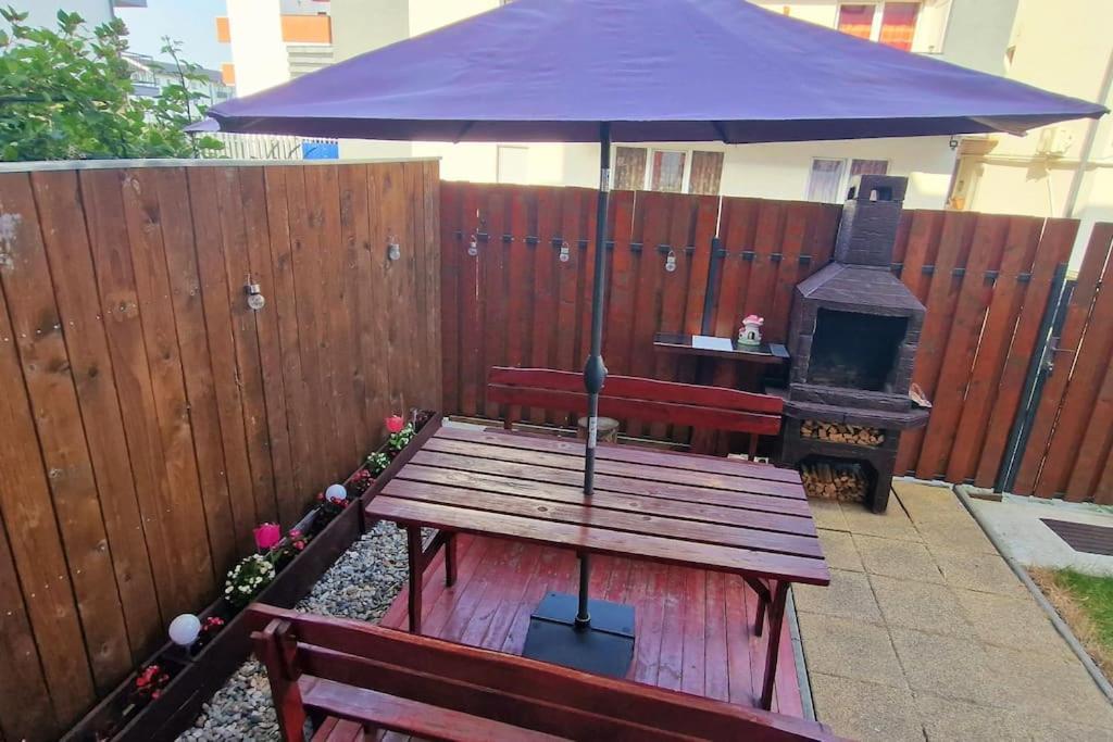 Flh - Garden Grill Escape Lägenhet Sibiu Exteriör bild